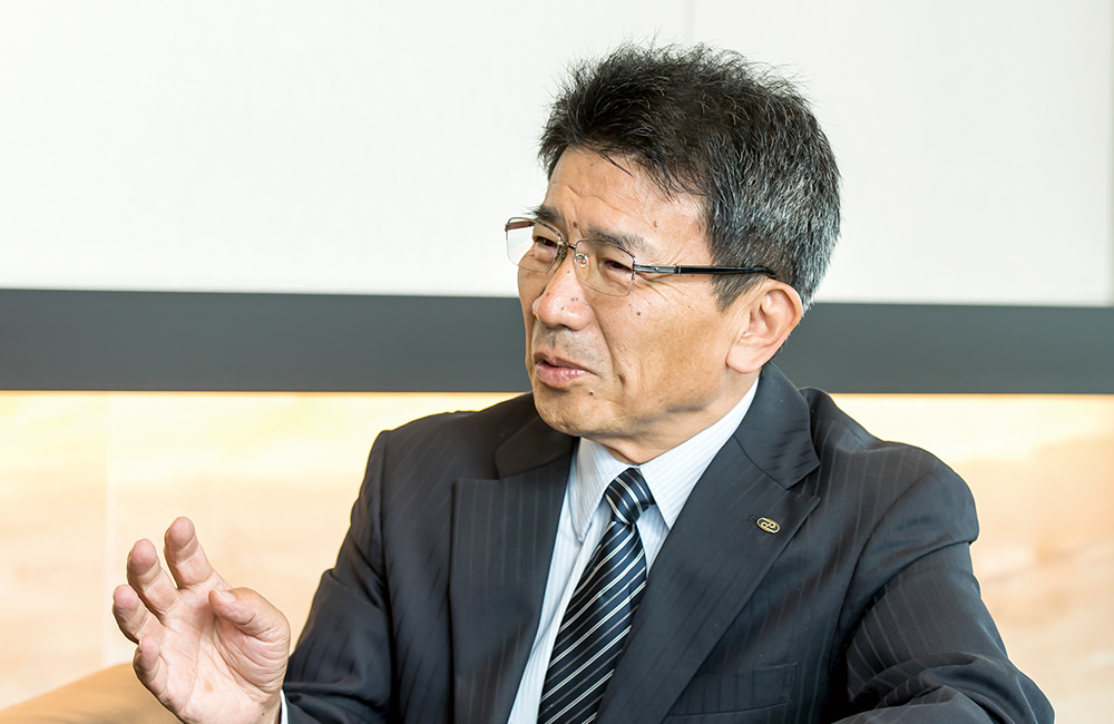 写真：高木 茂知 氏